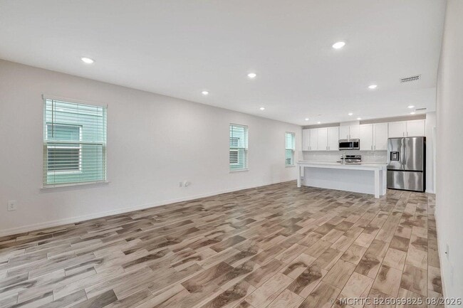 Building Photo - 9381 Serapis Wy