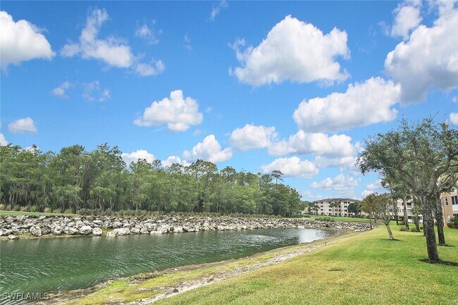 Building Photo - 3830 Sawgrass Way