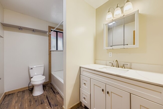 Building Photo - 9 Moon Dance Ln