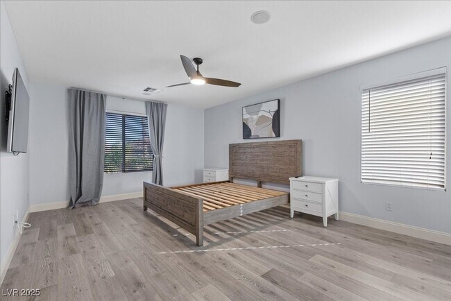 Building Photo - 10902 Fintry Hills St