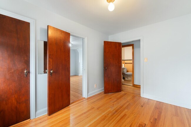 Building Photo - 2314 Palisade Ave