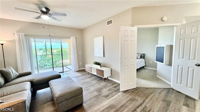 Building Photo - 6481 Aragon Way