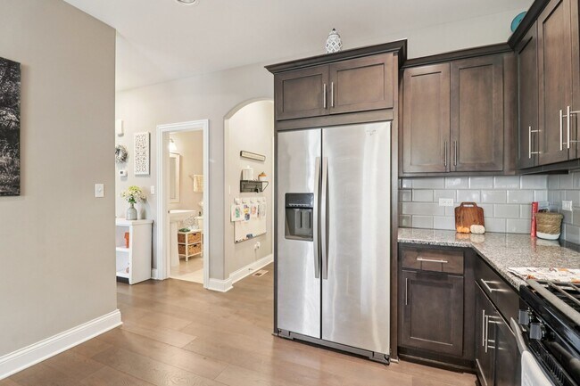 Building Photo - 11138 Alpine Ln