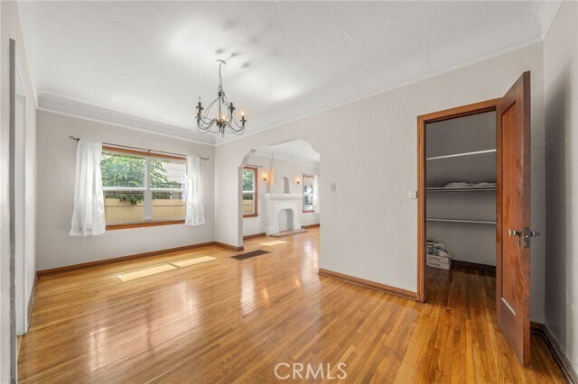 Building Photo - 1142 Bennett Ave