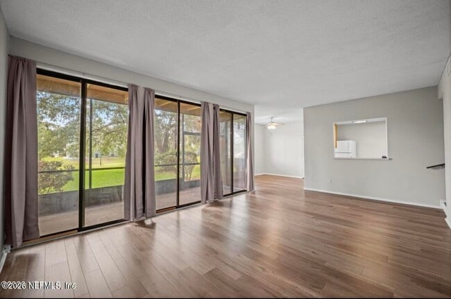 Building Photo - 7749 Las Palmas Way