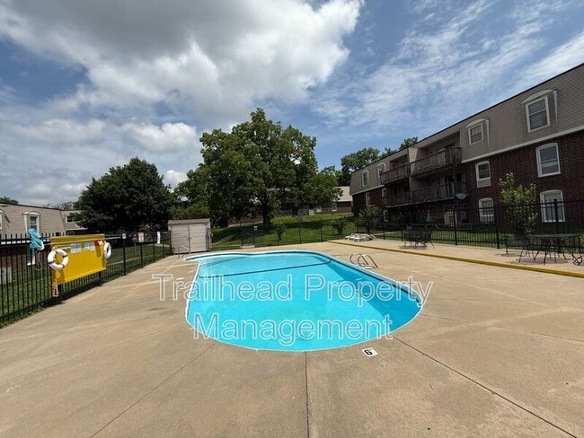 Building Photo - 7716 W 85th St