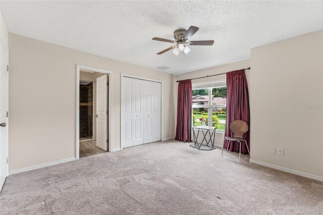 Building Photo - 6513 Thoroughbred Loop