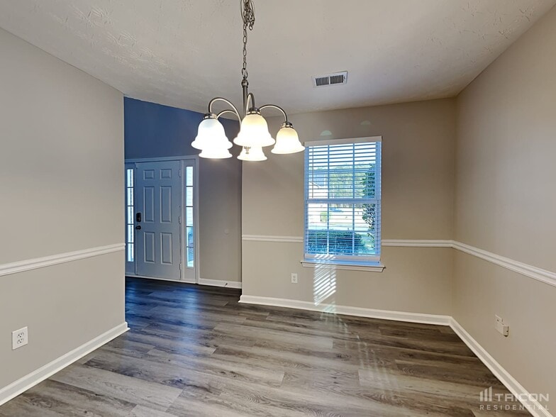 Building Photo - 8079 Kylie Ct