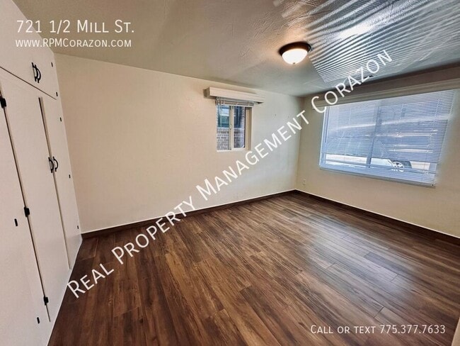 Building Photo - 721 1/2 Mill St.-