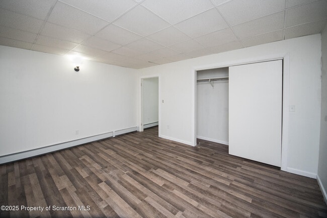 Building Photo - 211 Grand Ave