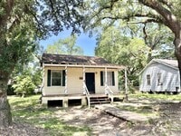 Building Photo - 3039 Conrad Dr