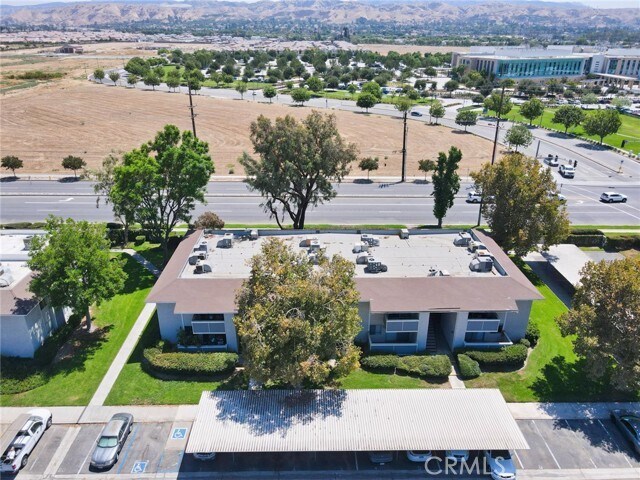 Building Photo - 26200 W Redlands Blvd