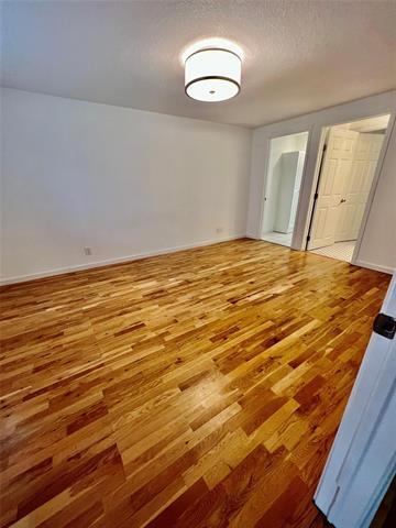 Building Photo - 1100 Woodcrest Ln