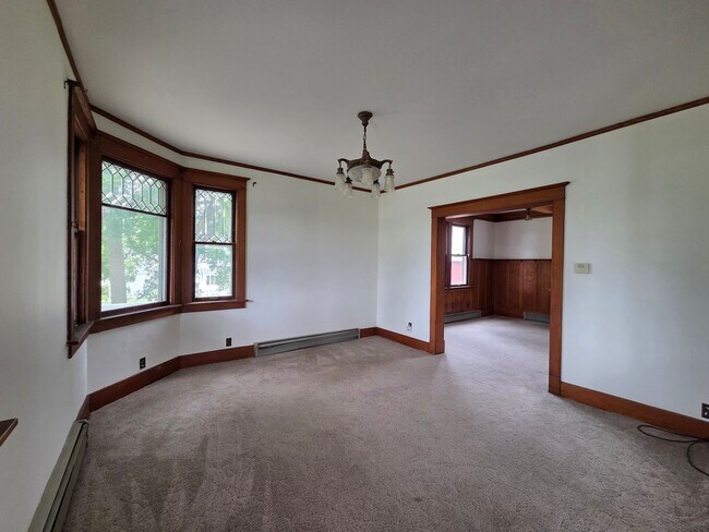Building Photo - 5N340 Wooley Rd