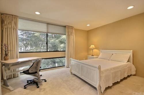 master bedroom 1 - 500 E Del Mar Blvd