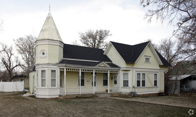 Primary Photo - 69 N Main St