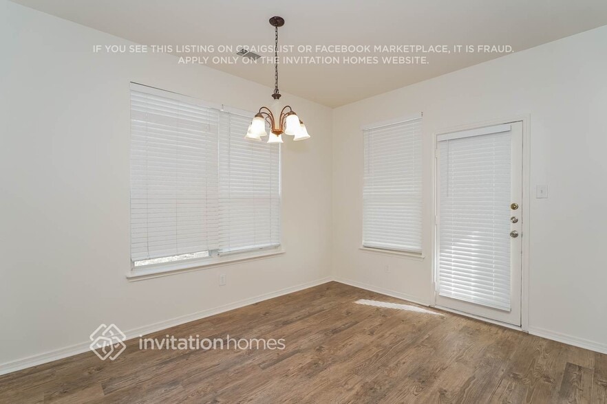 Building Photo - 3813 Dunlavy Rd