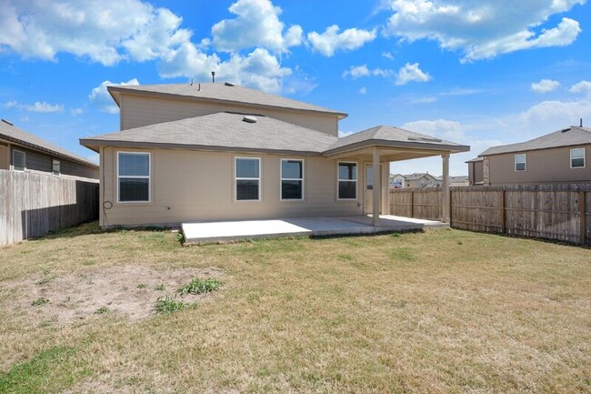 Building Photo - 903 Brown Thrasher