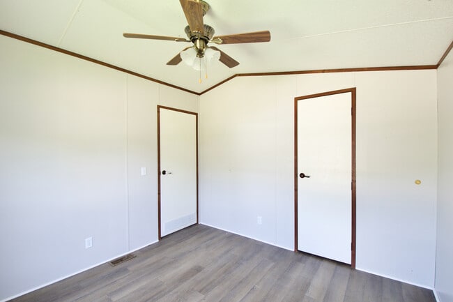 Building Photo - 34 Rabbit Run
