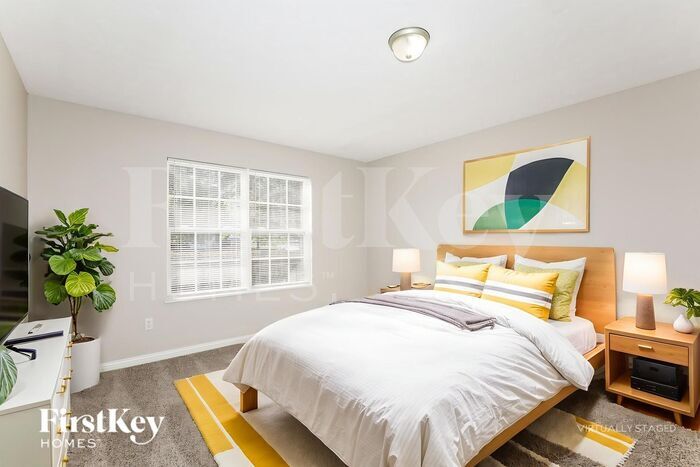 Building Photo - 3937 Hornickel Dr