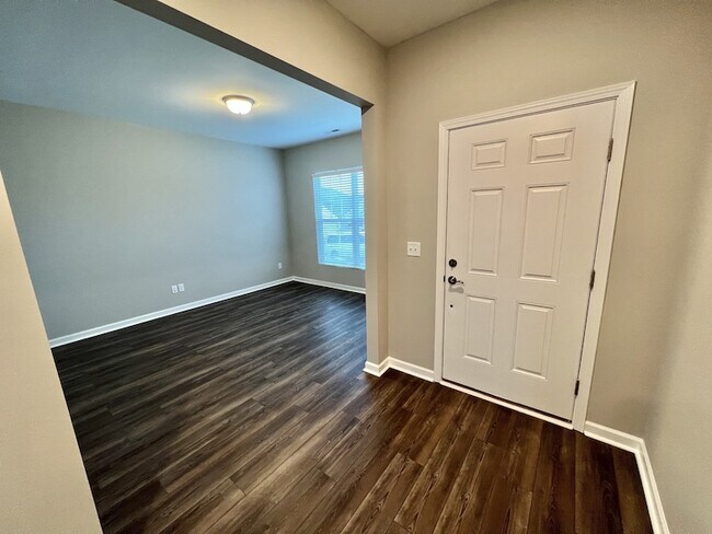 Building Photo - 3334 Tucker Trace