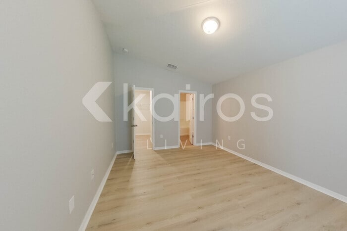 Building Photo - 9135 Aegean Cir