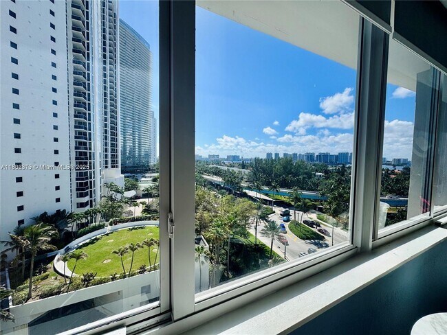 Building Photo - 19201 Collins Ave