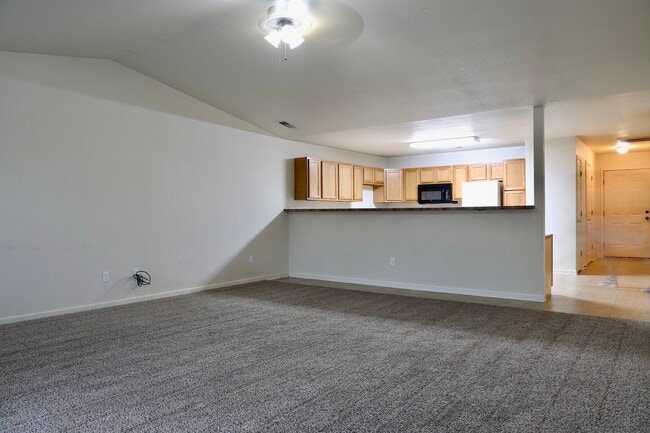 Building Photo - 20901 Hartsburg Ln