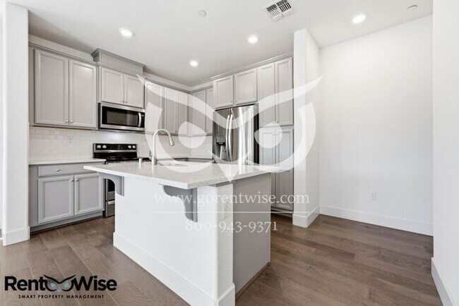 Building Photo - 49 Tidal Wy