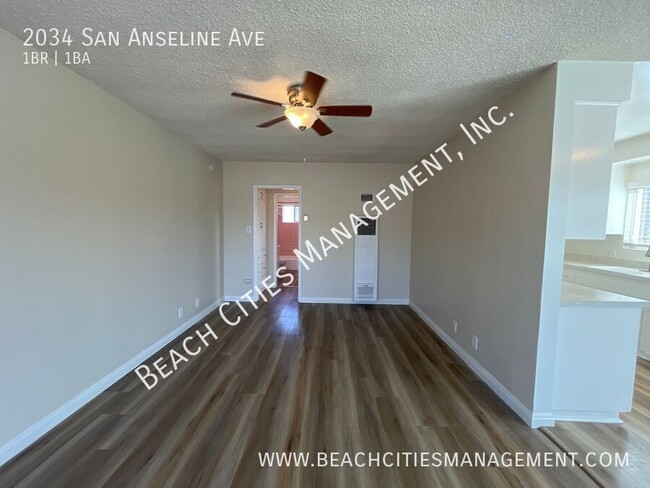 Primary Photo - Spacious 1 Bedroom 1 Bath located in Long ...