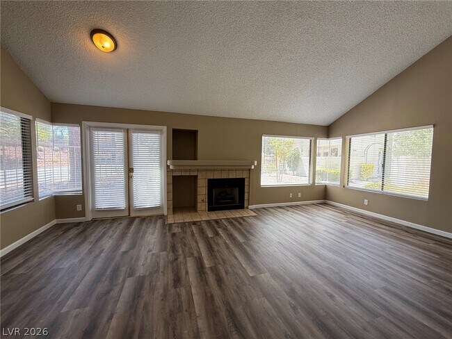 Building Photo - 2716 Baycliff Ct