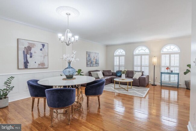 Building Photo - 4592 Barringer Pl