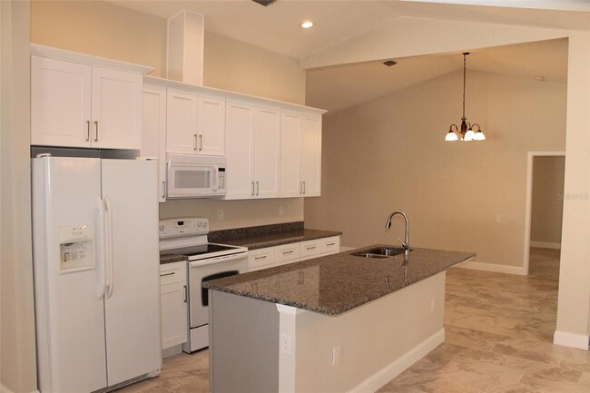 Building Photo - 668 Lamoka Ct