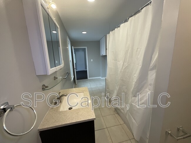 Building Photo - 1809 Susquehanna St