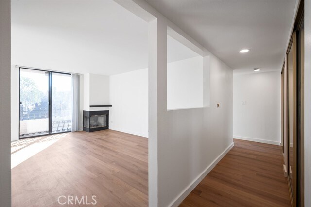 Building Photo - 28006 S Western Ave