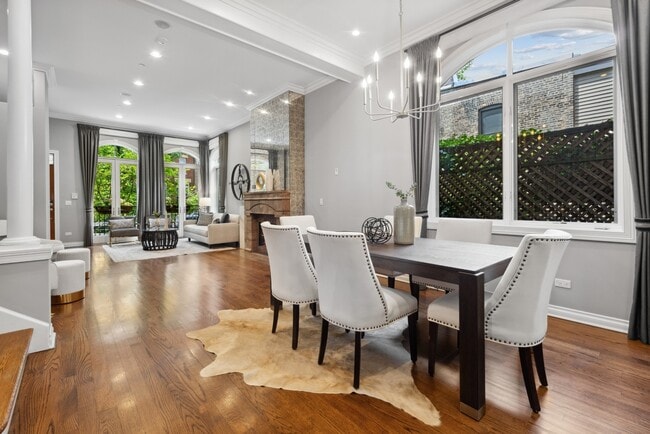 Building Photo - 1925 N Bissell St