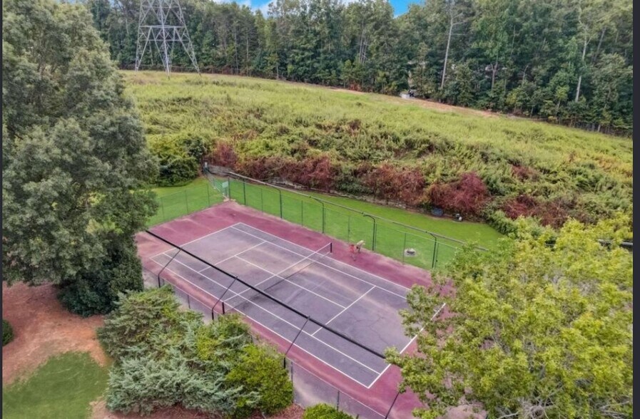 Building Photo - 1708 Wingate Way