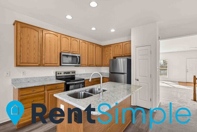 Building Photo - 983 Longview Ln