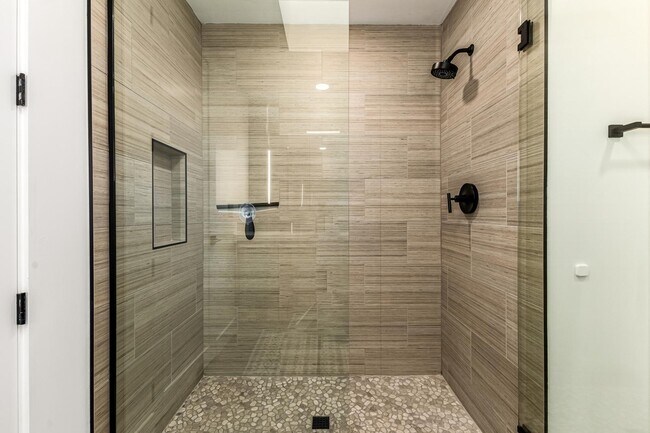 Building Photo - 9917 N 52nd St