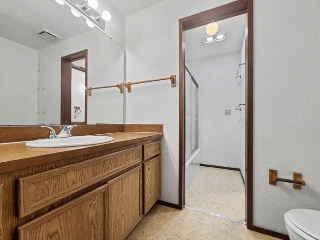 Building Photo - 14327 123rd Ave NE