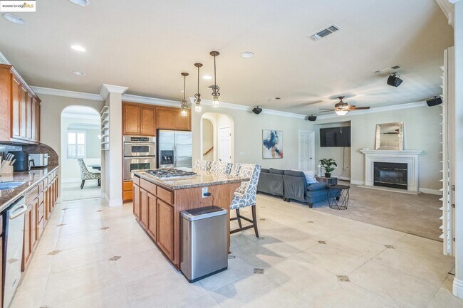 Building Photo - 6343 Crystal Springs Cir