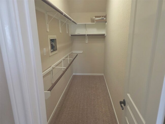 Building Photo - 2520 Garnetfield Ln