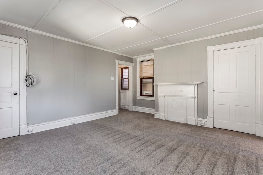 Building Photo - 1622 Westmont Ave