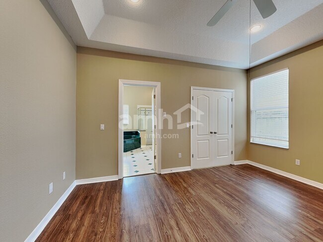 Building Photo - 1591 Crawford Dr