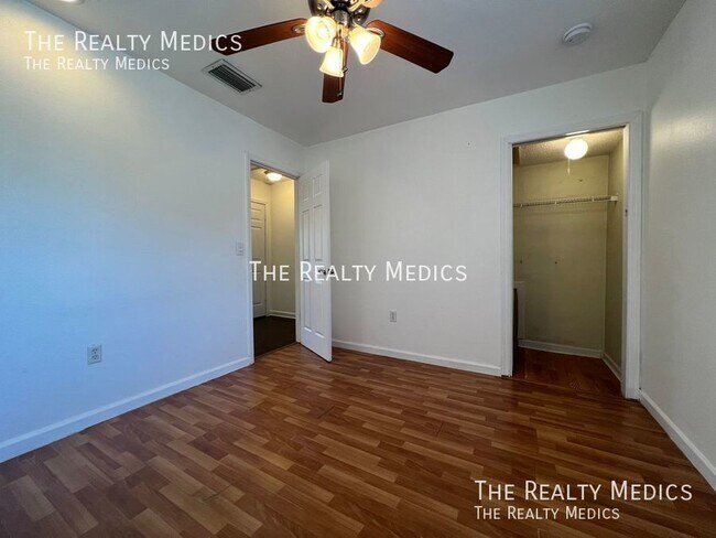 Building Photo - 6061 Windhover Dr