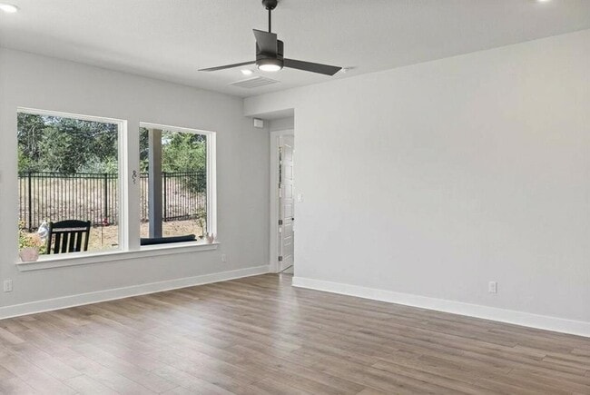 Building Photo - 8408 Grenadier Dr