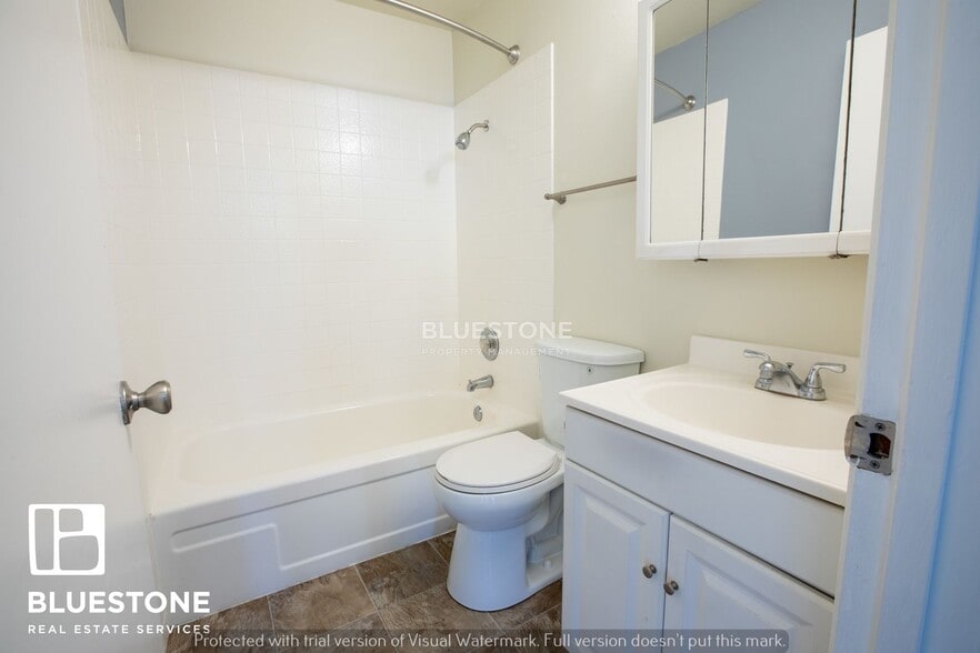 Interior Photo - Dutch Village Apartments
