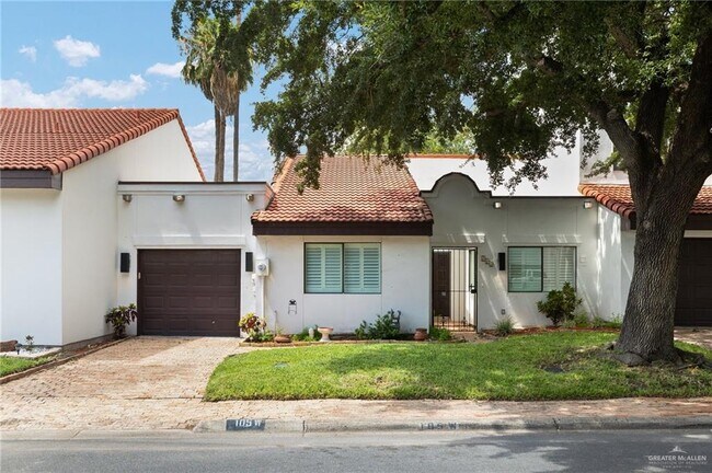 Primary Photo - 105 W Shasta Ave