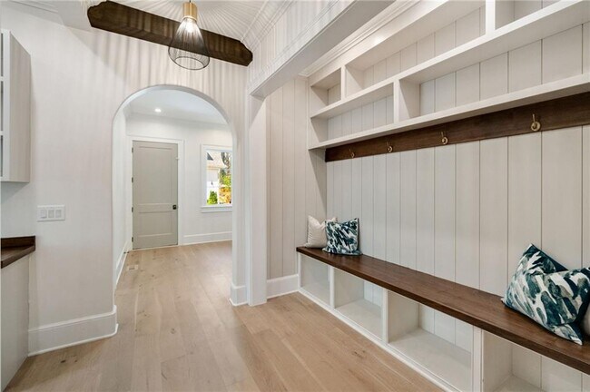 Building Photo - 1068 Moores Mill Rd NW