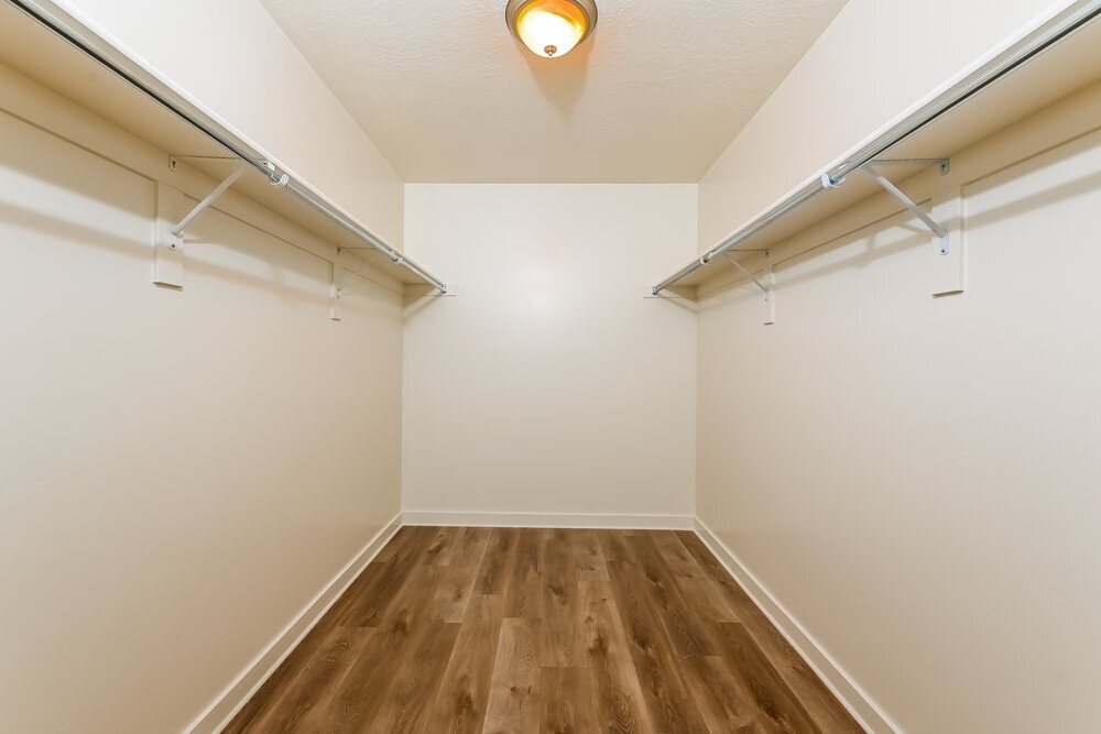 Building Photo - 13368 S Moorfield Dr